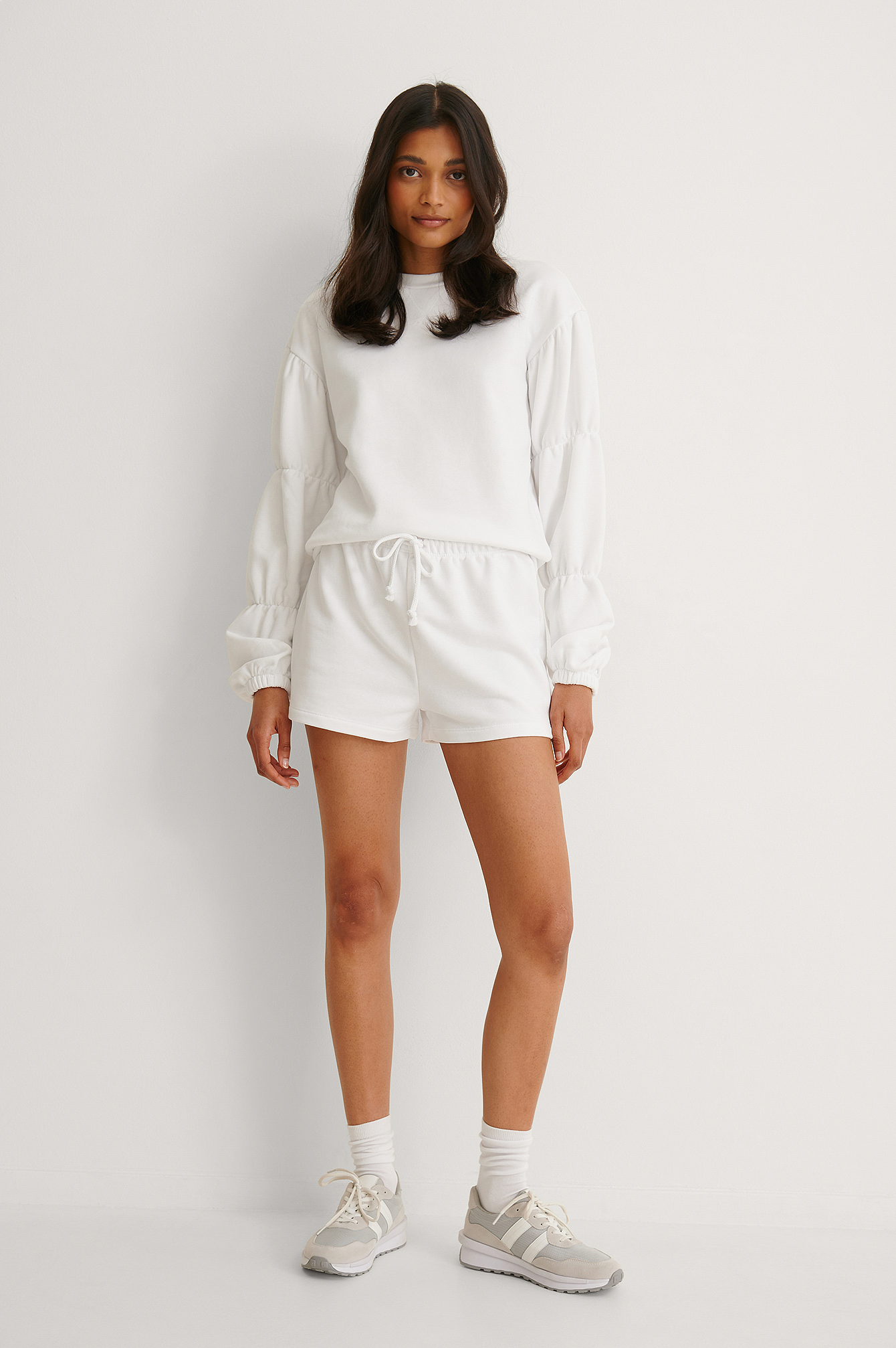 White Organic Detailed Sleeve Sweatshirt