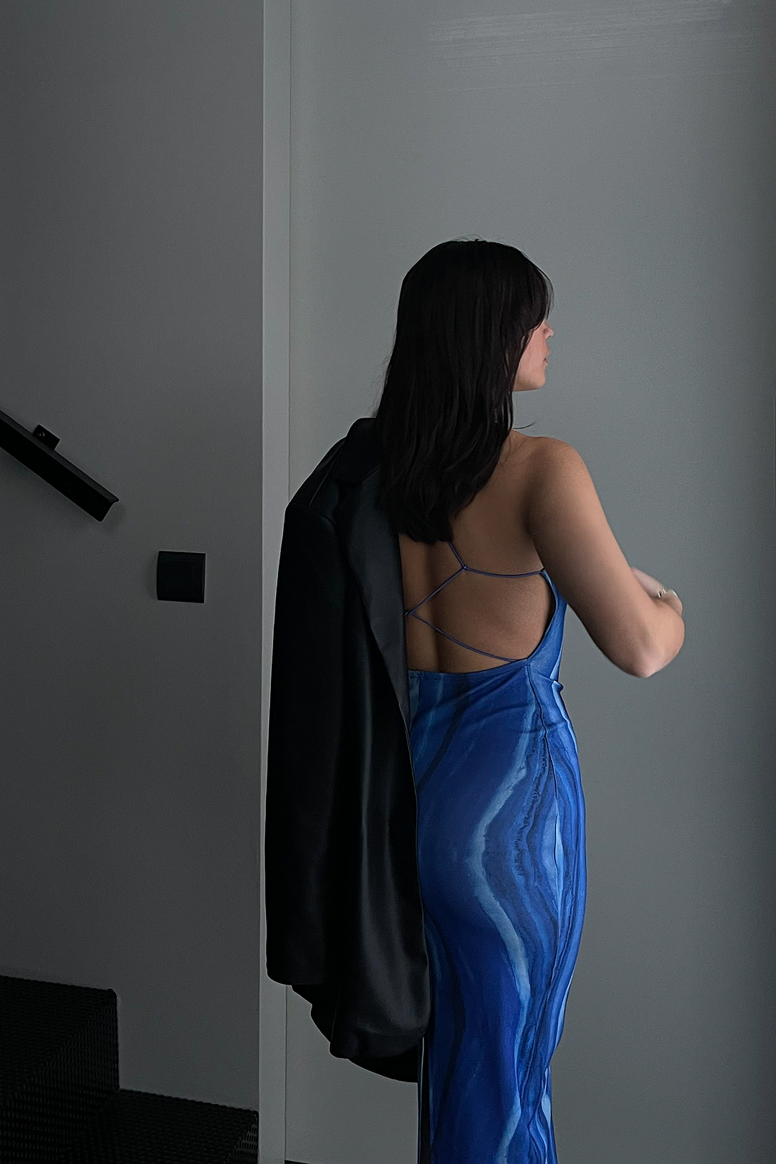 Swirl Blue Print Back Detailed Maxi Dress