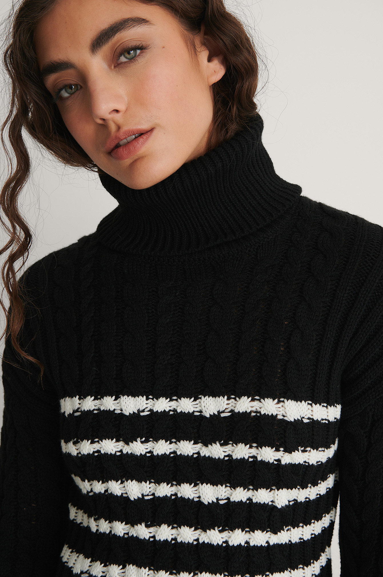 Black/White Cable Knitted Striped Sweater