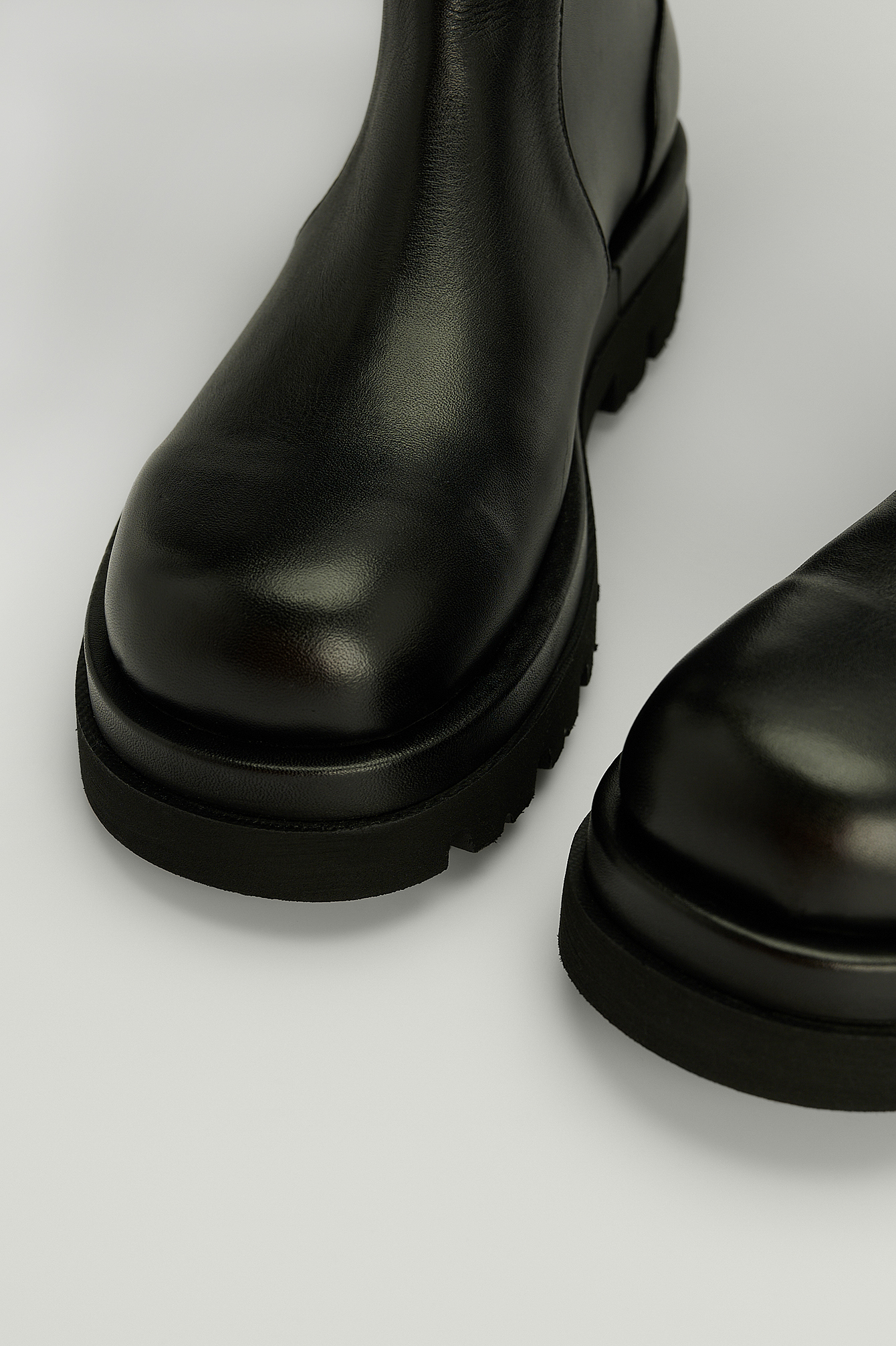 Black Chunky Overknee Leather Boots