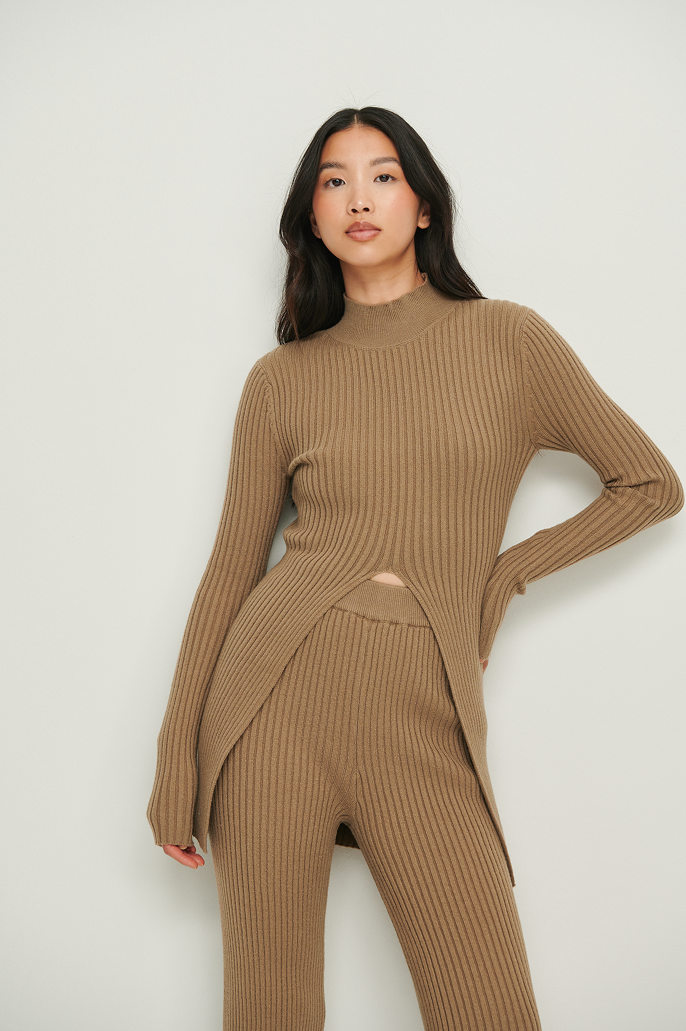 Nougat Front Slit Ribbed Knitted Sweater