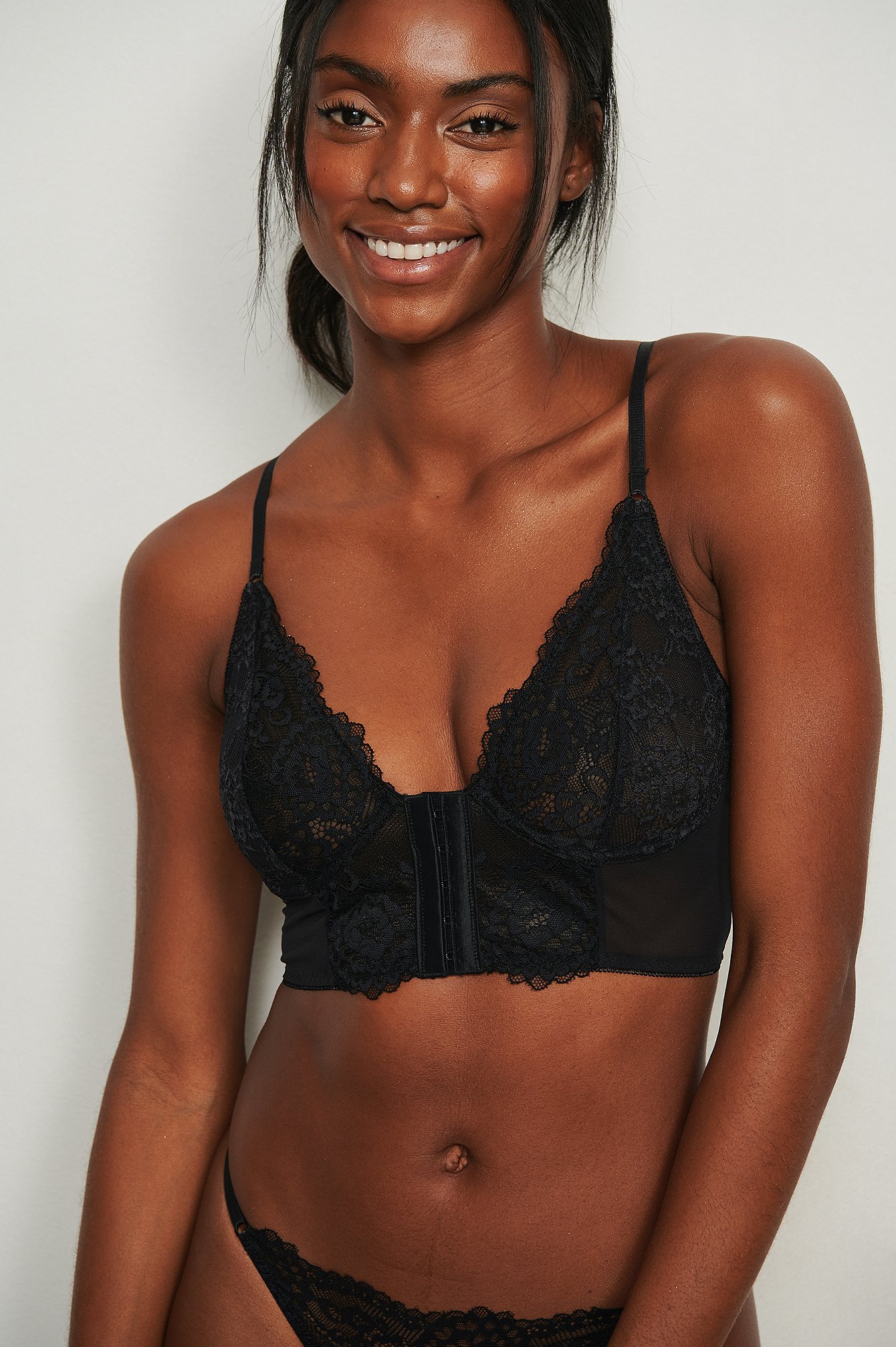 Black High Cup Lace Bustier