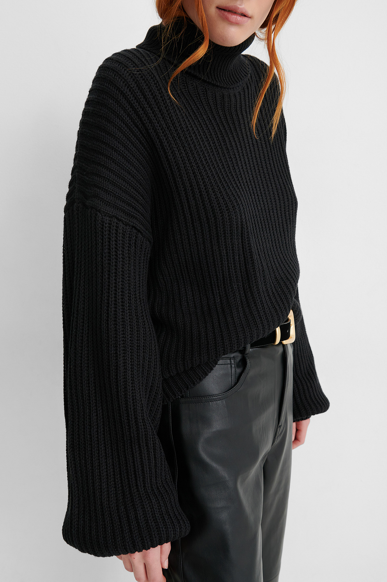 Black High Neck Balloon Sleeve Knitted Sweater