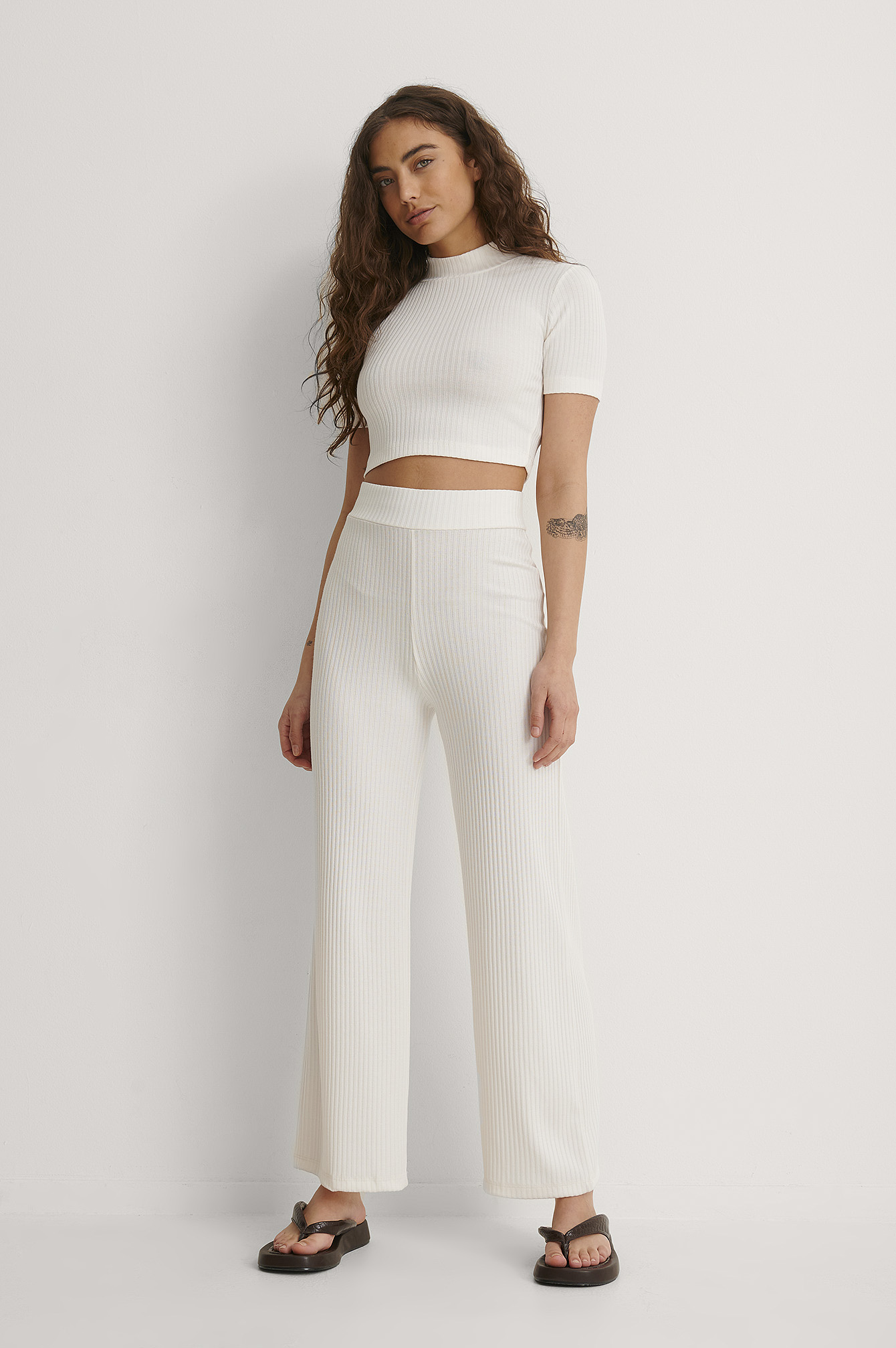 Offwhite High Waist Ribbed Straight Pants