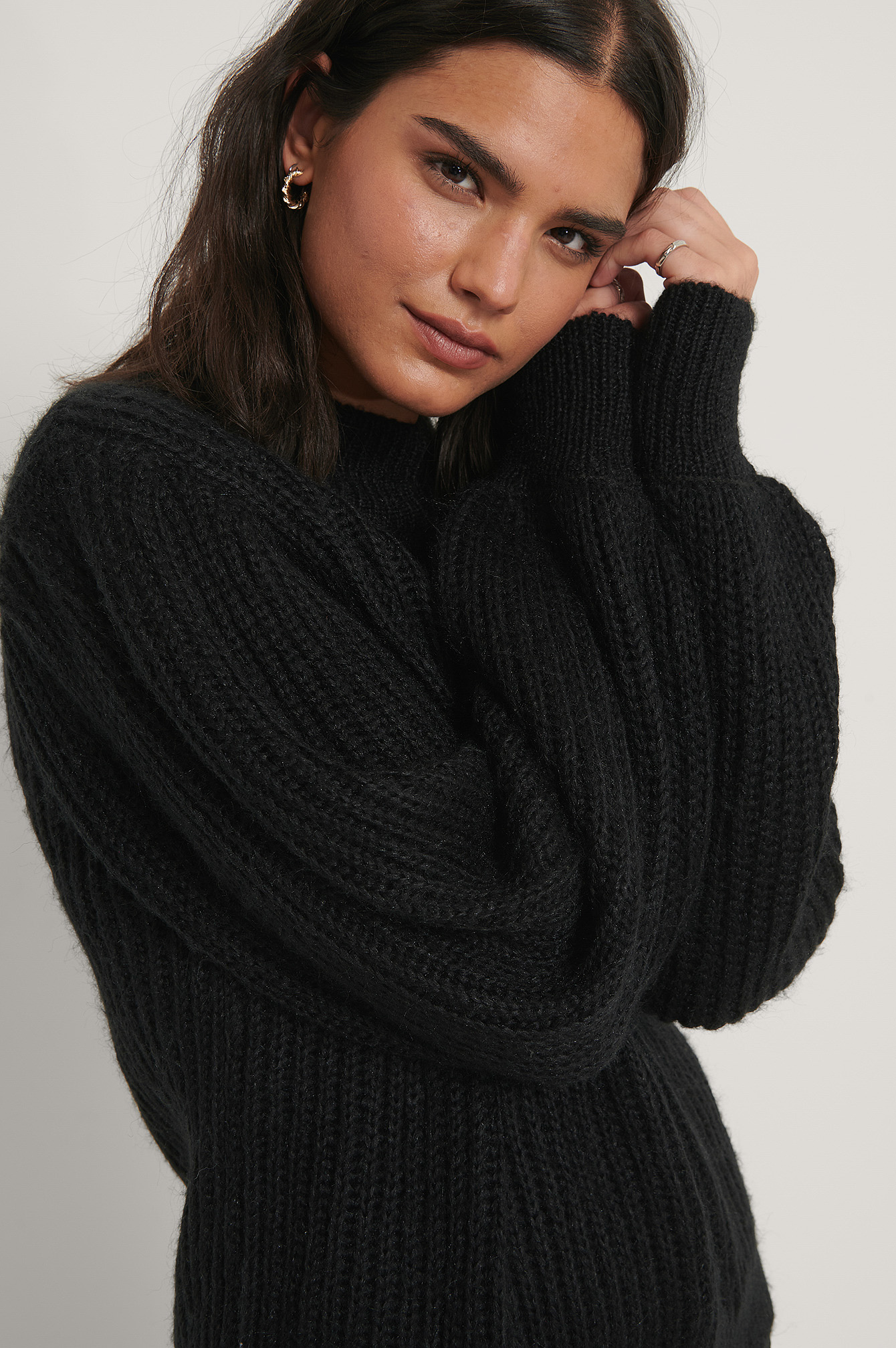 Black Puff Sleeve Knitted Sweater
