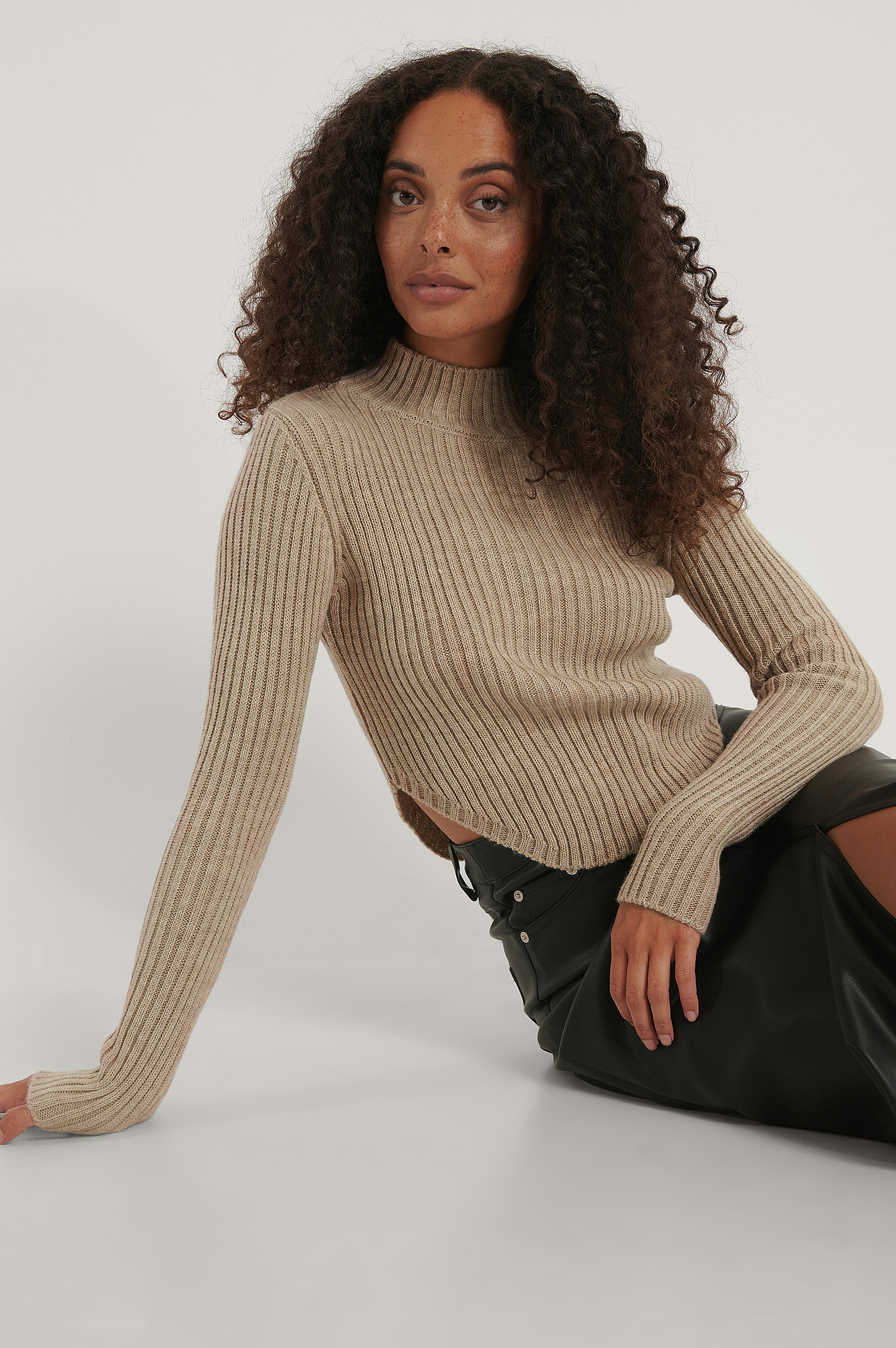 Beige Short Knitted Ribbed Sweater