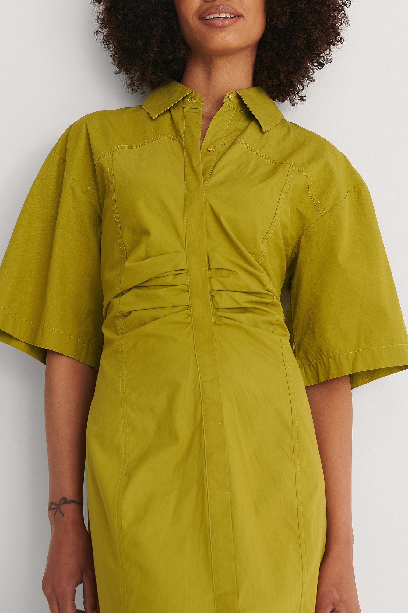 Green Short Sleeve Gathered Midi Dress