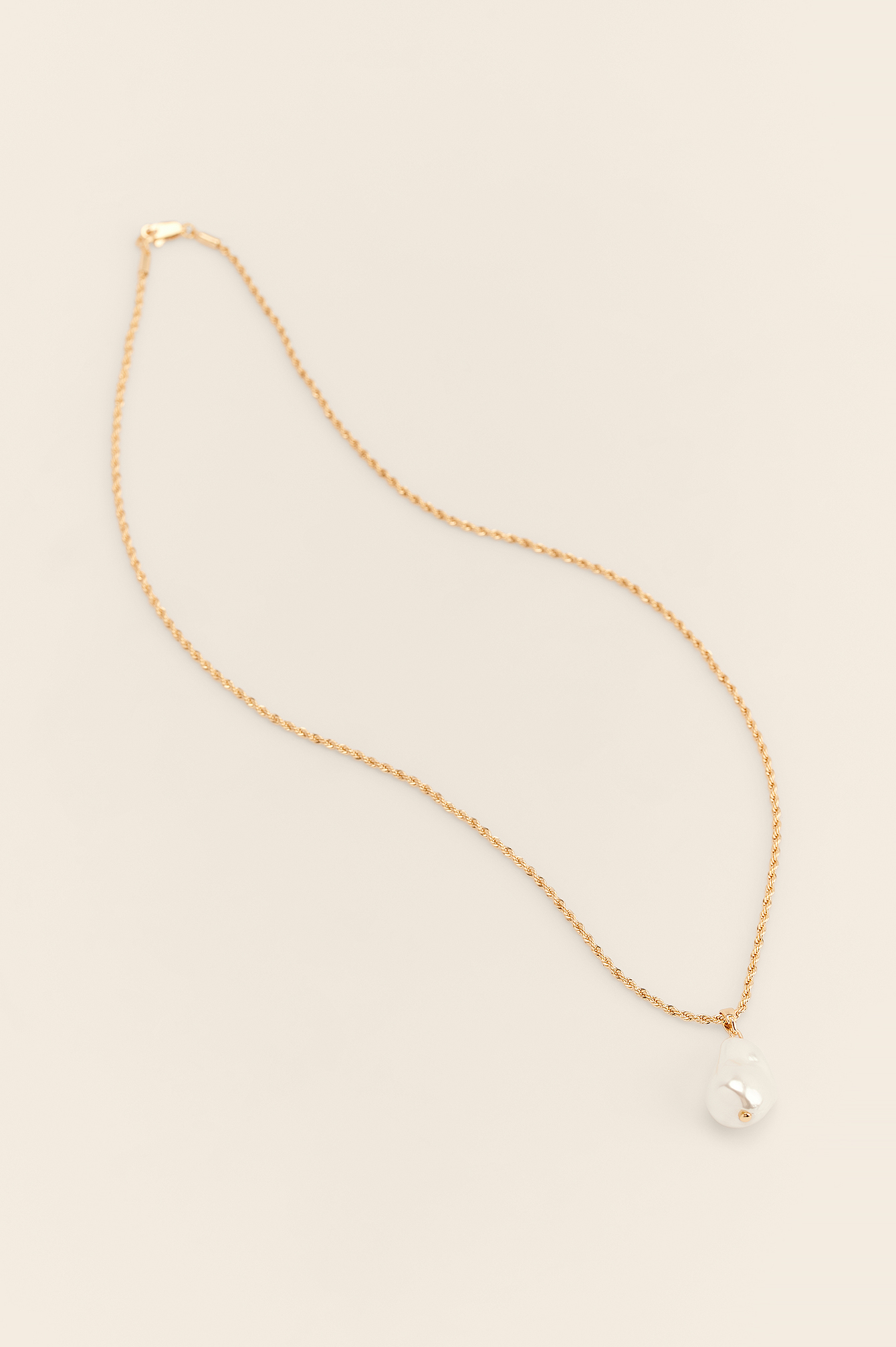 Gold Twisted Chain Pearl Necklace