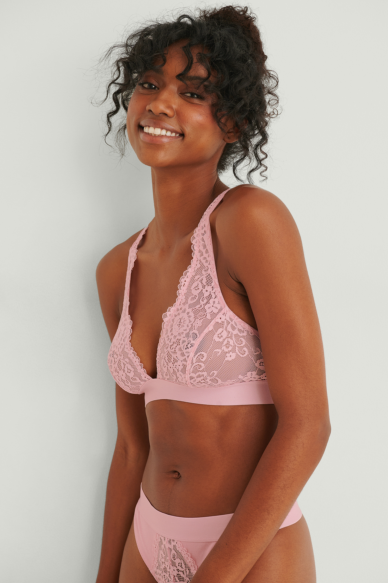 Dusty Pink V-Shape Elastic Lace Top