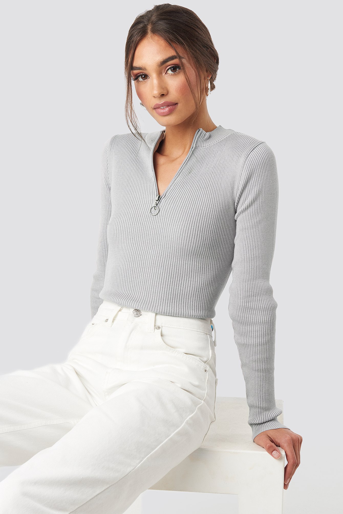 Light Grey Zip Knitted Sweater