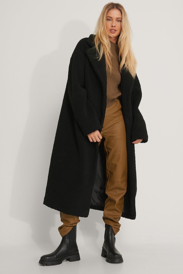Oversized Long Teddy Coat Outfit.