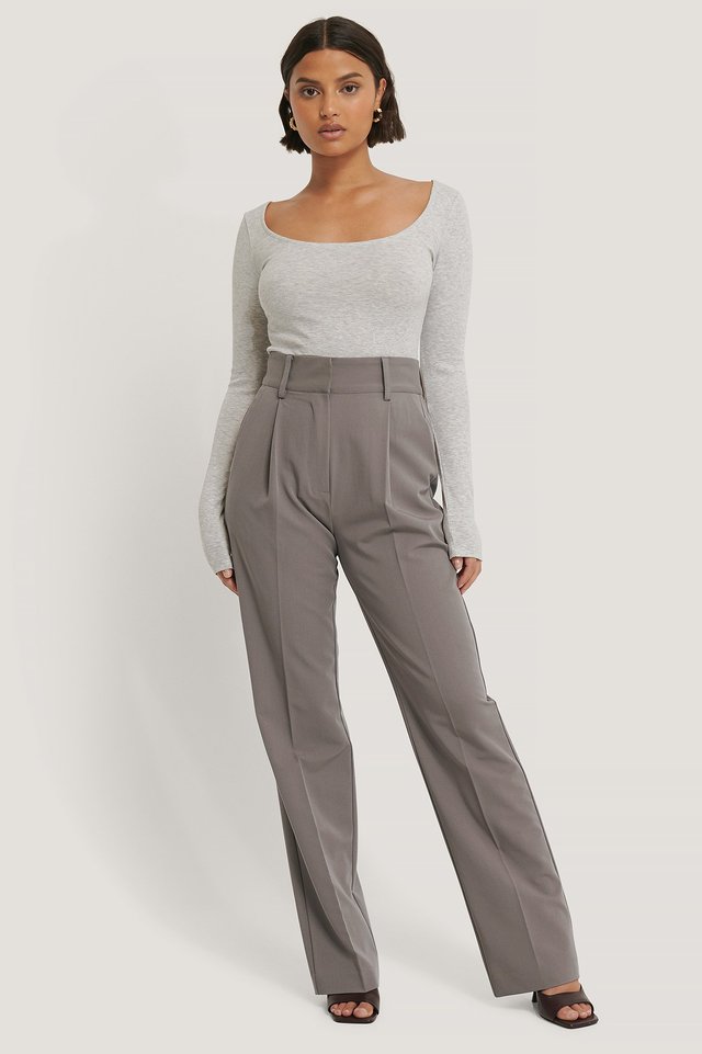 Deep Round Neck Ribbed Top Outfit.