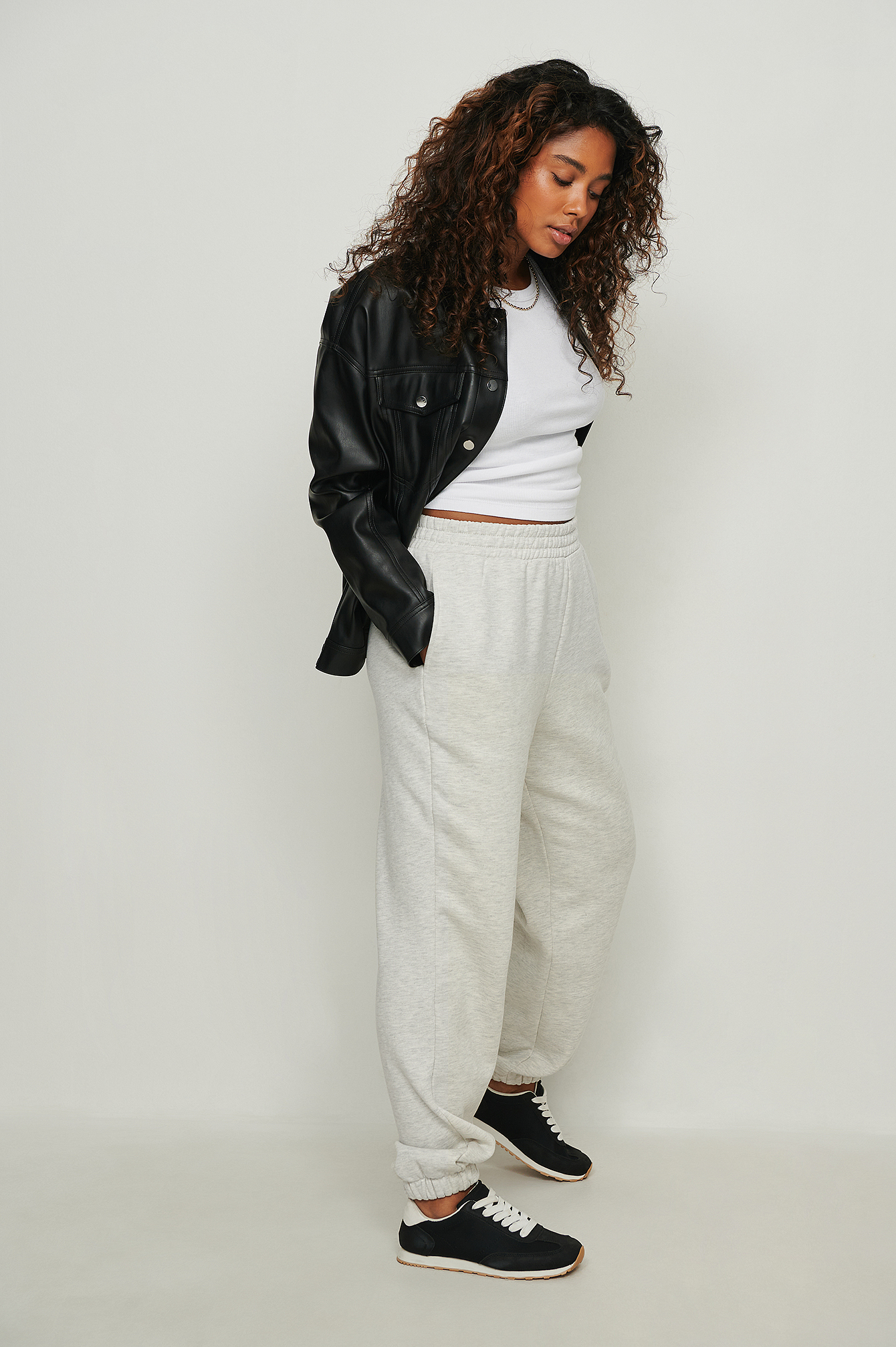 Oversized Sweatpants Outfit