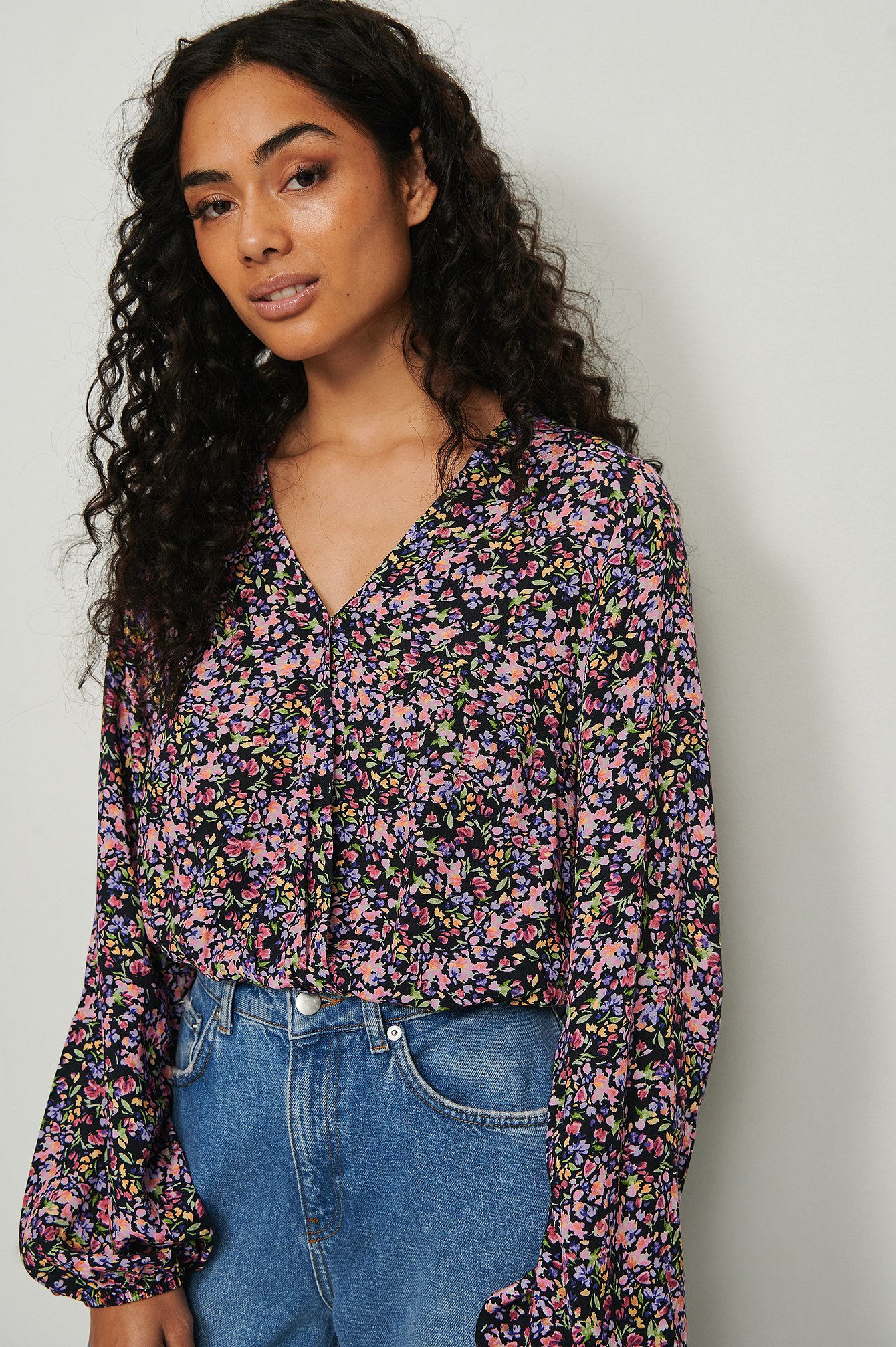 Printed Overlap Ls Blouse Outfit