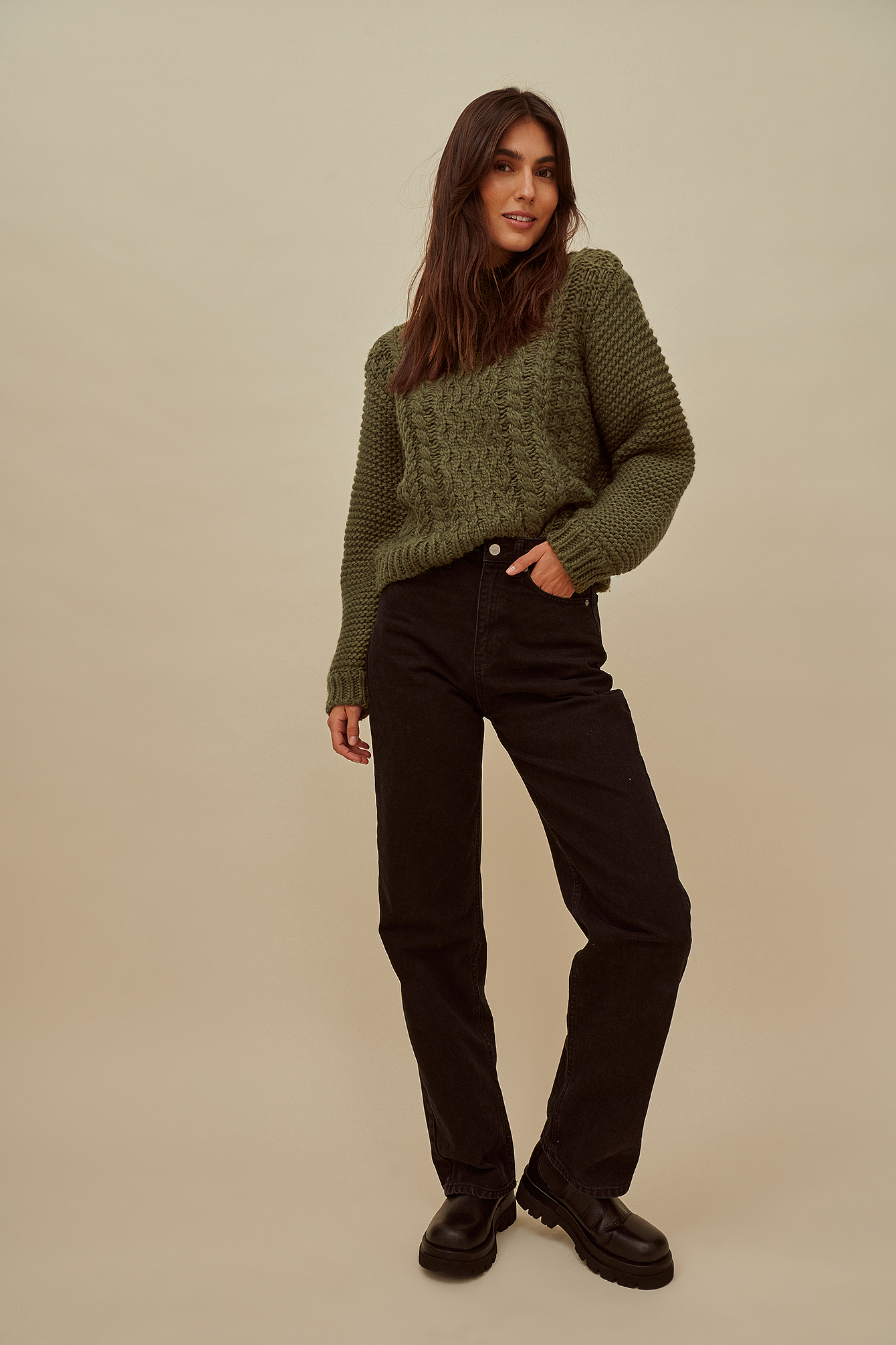 Chunky Cable Knitted Sweater Outfit.