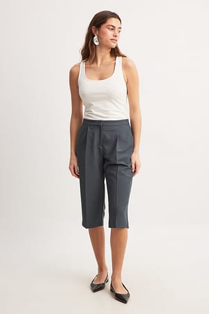 Grey Pantalon Capri
