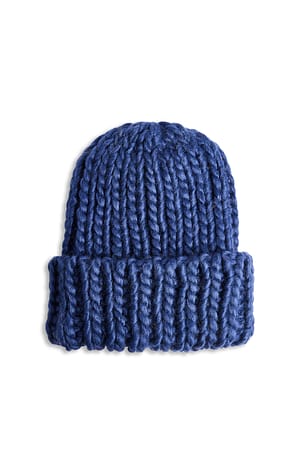Navy Chunky Knitted Beanie