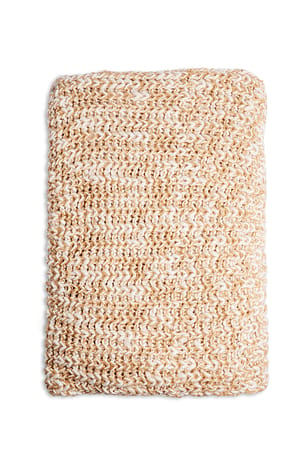 Beige/White Chunky Knitted Scarf