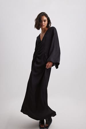 Black Wide Sleeve Maxi Dress