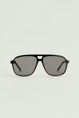 Black Retro Pilot Sunglasses