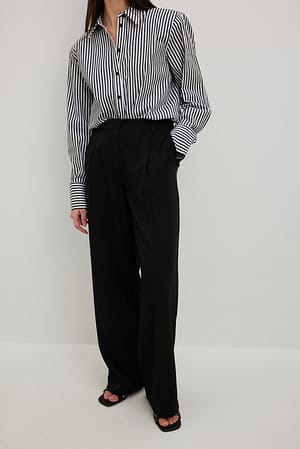 Black Tailored Pleated Mid Waist Pants