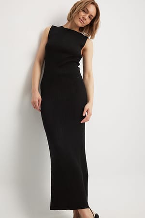 Black Ribbed Fine Knitted Maxi Dress