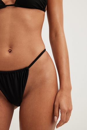Black Rose Detailed Drawstring Bikini Panty