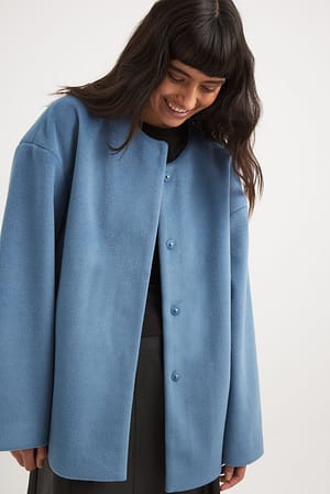 Light Blue Short Scarf Detailed Coat