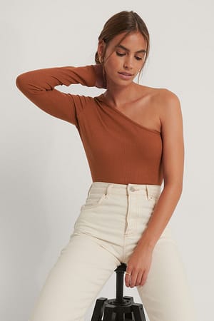 Cinnamon One Shoulder Knitted Top
