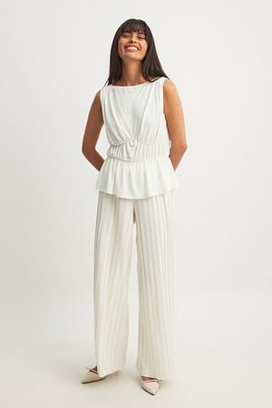 Offwhite Pleated Trousers